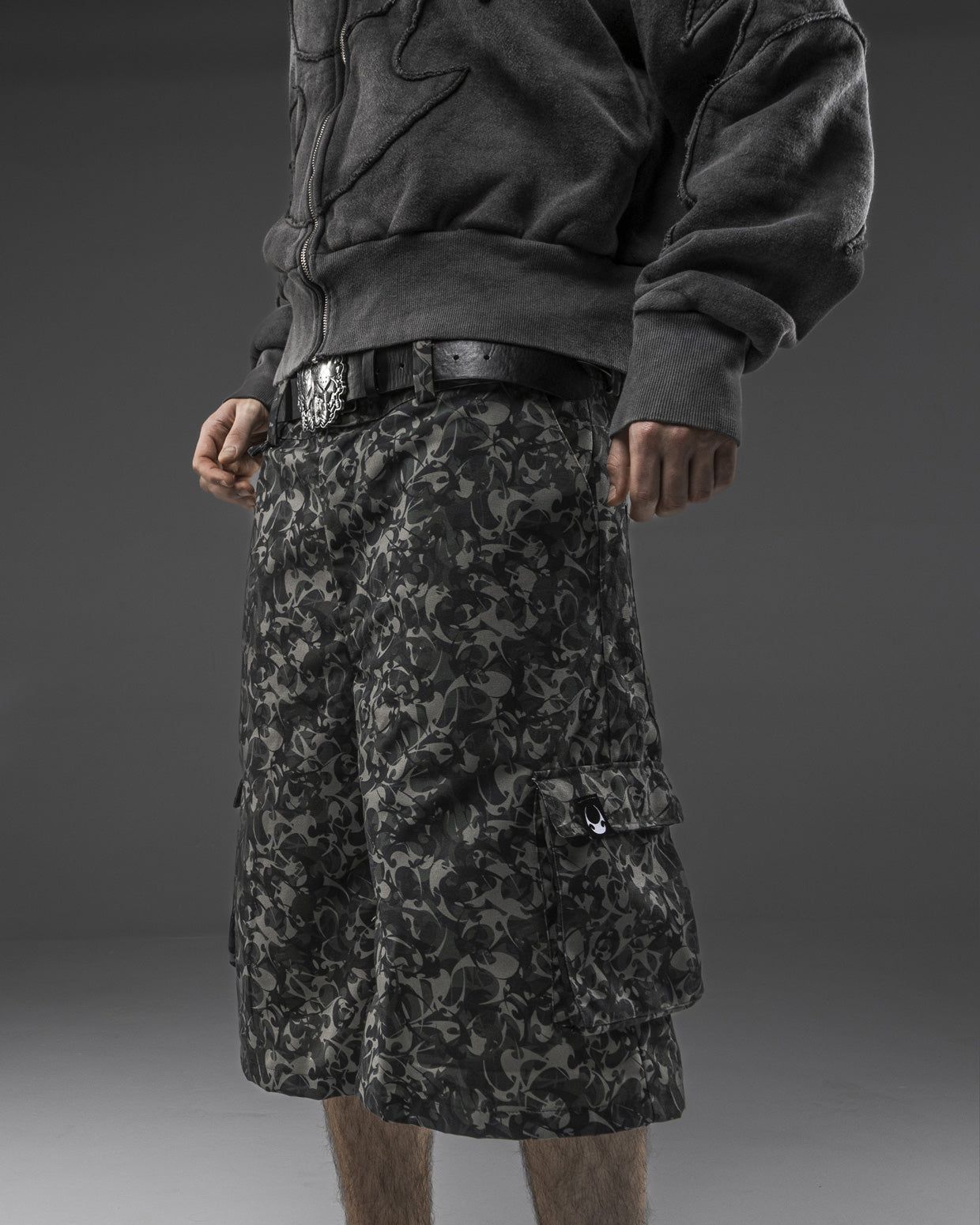 Logo Camo Cargo Jorts